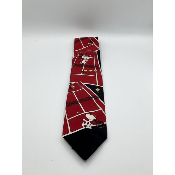 VTG Peanuts Snoopy Woodstock Tennis Mens Tie Red Black 100% Silk Cartoon Comics - Picture 1 of 4